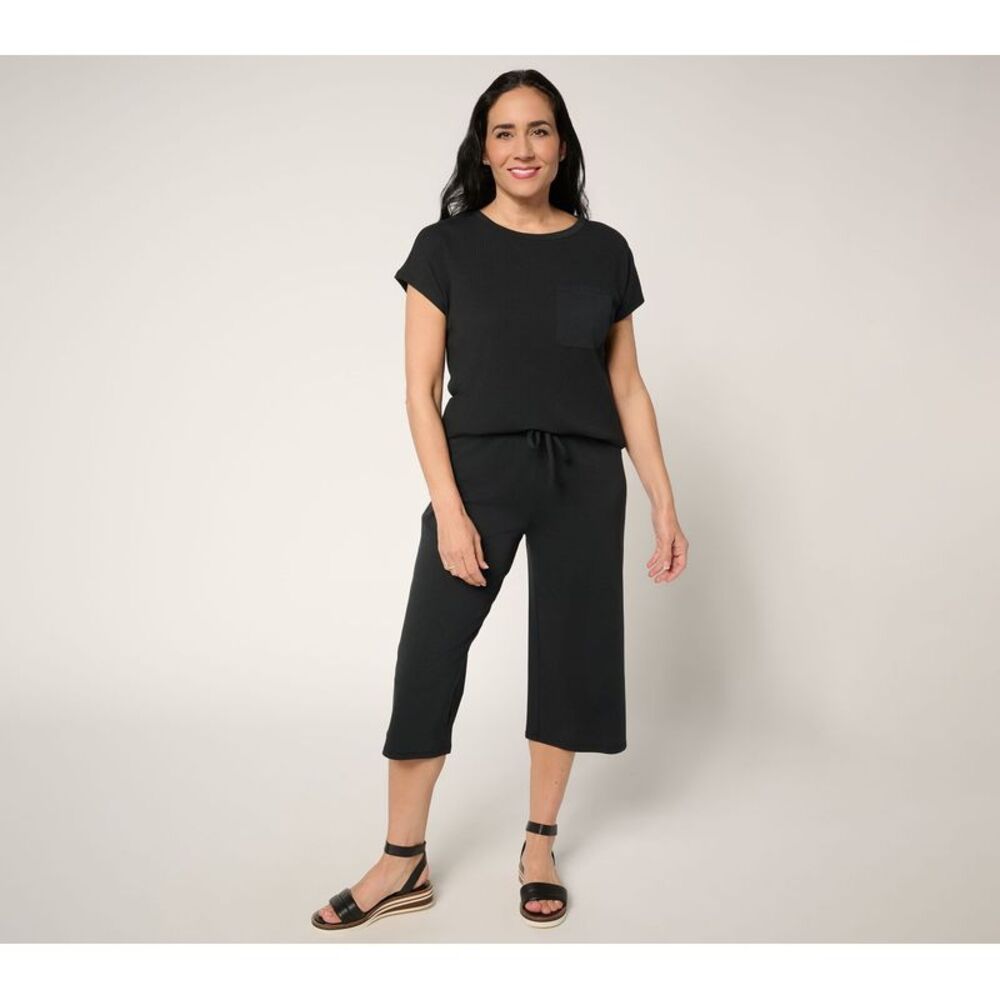 AnyBody Black Tee And Cropped Pant Set